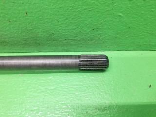 Полуось левая передняя SUZUKI JIMNY JB23W 4410281A80 3 ракурс