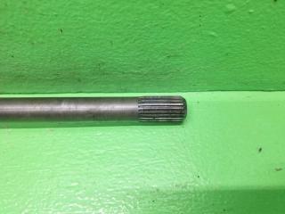 Полуось левая передняя SUZUKI JIMNY JB23W 4410281A80 3 ракурс
