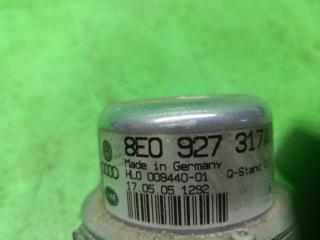 Вакуумник AUDI A4 8E 8E0927317A 4 ракурс