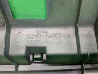 Решетка радиатора NISSAN NOTE E12 62310-8A00B 3 ракурс