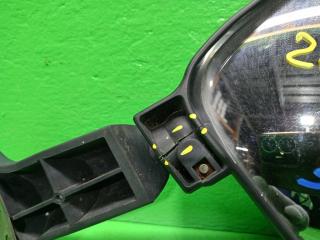 Зеркало с пятой двери TOYOTA HIACE KDH206 2 ракурс