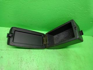 Бардачок между сиденьями SUBARU IMPREZA GG3 2 ракурс