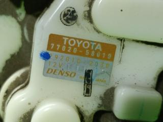 Бензонасос TOYOTA VELLFIRE GGH25 77020-58010 3 ракурс