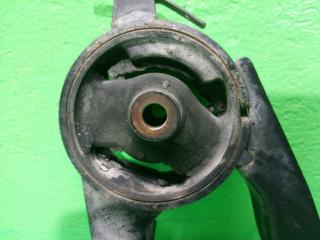 Подушка задняя TOYOTA VITZ SCP10 2 ракурс