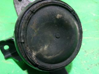 Подушка двигателя правая передняя TOYOTA VITZ KSP130 2 ракурс