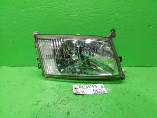 Фара правая TOYOTA REGIUS RCH47 26-71 1 ракурс
