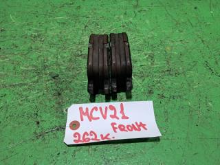 Тормозные колодки передние TOYOTA WINDOM MCV21 3 ракурс