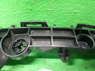 Крепление бампера левое заднее TOYOTA YARIS MXPA10 52576-K0010 2 ракурс