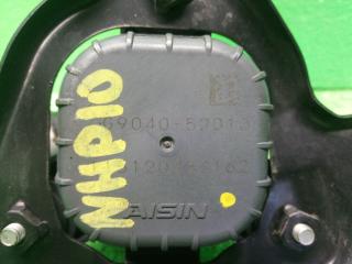 Помпа инвертора TOYOTA AQUA NHP10 2 ракурс