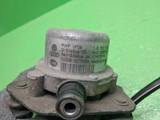 Помпа VOLKSWAGEN GOLF 5K1 CAX 1J06121810 2 ракурс