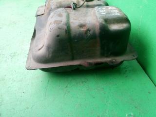 Бензобак TOYOTA GRANVIA KCH16 4 ракурс