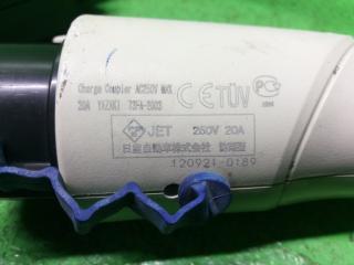 Зарядное устройство NISSAN LEAF AZE0 4 ракурс