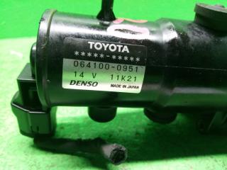Помпа печки TOYOTA PRIUS NHW20 064100-0951 3 ракурс