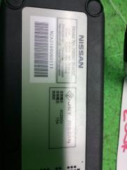 Зарядное устройство NISSAN LEAF AZE0 296903NK5E 3 ракурс