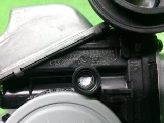 Стеклоподъемник правый передний TOYOTA VELLFIRE GGH25 85710-58040 2 ракурс