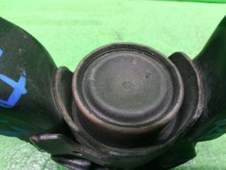 Подушка правая передняя TOYOTA HARRIER ZSU65 2 ракурс