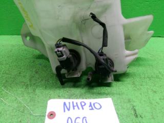 Бачок стеклоомывателя TOYOTA AQUA NHP10 2 ракурс