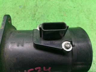 Датчик потока воздуха NISSAN SERENA TNC24 226807S000 2 ракурс