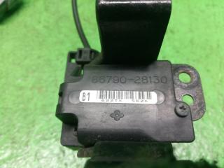 Камера переднего вида TOYOTA ESTIMA ACR40 86790-28130 5 ракурс