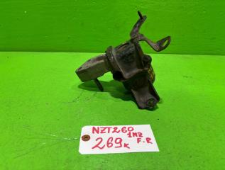 Подушка двигателя правая передняя TOYOTA PREMIO NZT260 1NZ-FE 3 ракурс