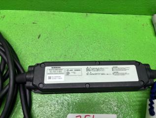 Зарядное устройство NISSAN LEAF ZE1 296906WX0A 2 ракурс Зарядное устройство NISSAN LEAF ZE1 296906WX0A 2 ракурс
