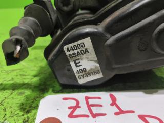 Суппорт правый задний NISSAN LEAF ZE1 3 ракурс