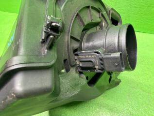 Корпус воздушного фильтра AUDI A4 8W 8W0133835Q 3 ракурс