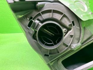 Корпус воздушного фильтра AUDI A4 8W 8W0133835Q 4 ракурс