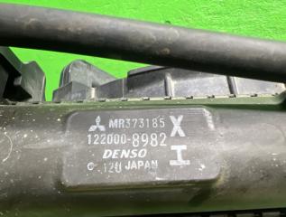 Радиатор основной MITSUBISHI PAJERO IO H76W 4G93 3 ракурс
