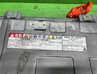 Батарея TOYOTA COROLLA FIELDER NKE165 2 ракурс