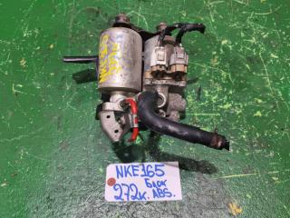 Блок abs TOYOTA COROLLA NKE165 1 ракурс