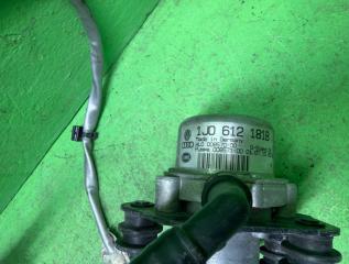 Насос VOLKSWAGEN GOLF 1K CAV 1J0612181B 3 ракурс Насос VOLKSWAGEN GOLF 1K CAV 1J0612181B 3 ракурс