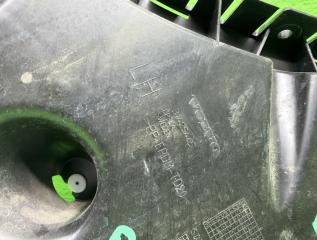 Крепление бампера левое заднее VOLVO v60 FW49 31425465 2 ракурс