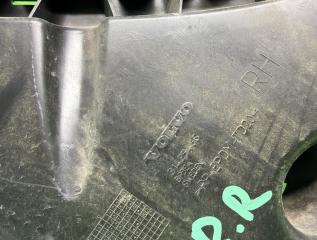 Крепление бампера правое заднее VOLVO v60 FW49 31425465 2 ракурс