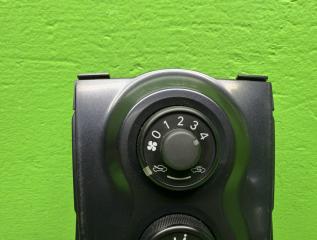 Климат-контроль TOYOTA VITZ SCP90 2 ракурс