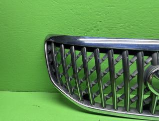 Решетка радиатора TOYOTA CROWN MAJESTA UZS207 53100-30290 3 ракурс