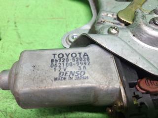 Стеклоподъемник левый передний TOYOTA VITZ SCP10 85720-52020 3 ракурс