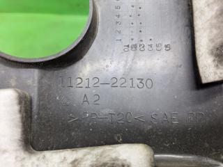Пластиковая крышка на двс TOYOTA WISH ZNE14 1ZZ-FE 11212-22130 3 ракурс