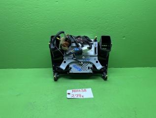 Климат-контроль TOYOTA HARRIER MHU38 86110-48380 4 ракурс