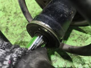 Стойка правая передняя SUZUKI EVERY DA17V 2 ракурс