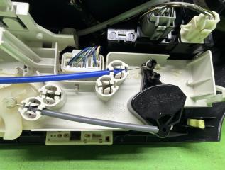 Климат-контроль TOYOTA VITZ NCP15 55520-52060 4 ракурс