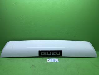 Накладка 5-й двери ISUZU BIGHORN UBS73 1 ракурс