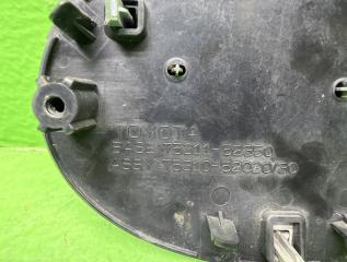 Эмблема TOYOTA AQUA NHP10 75311-52350 3 ракурс
