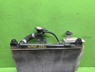 Радиатор основной TOYOTA IST NCP60 422132-1851 2 ракурс