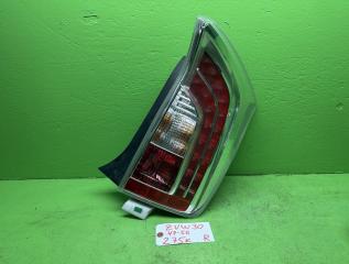 Стоп-сигнал правый задний TOYOTA PRIUS ZVW30 47-56 1 ракурс