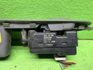 Блок упр. стеклоподьемниками правый передний MAZDA BONGO SKF2MN S63L66350 4 ракурс