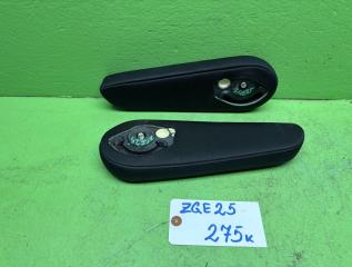Подлокотник передний TOYOTA WISH ZGE25 4 ракурс