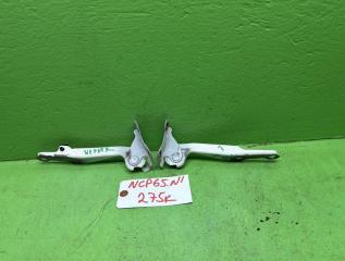 Петля капота TOYOTA IST NCP65 2 ракурс