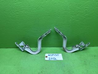 Петля капота TOYOTA VITZ NSP135 2 ракурс