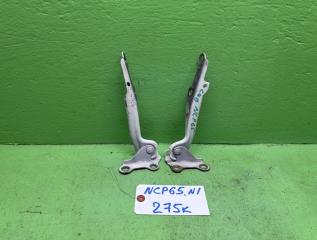 Петля капота TOYOTA IST NCP65 1 ракурс